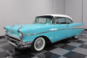 TROPICAL TURQUOISE, FENDER SKIRTS, DUAL-ANTENNA, POWER WINDOWS, PS, WOW! Photo
