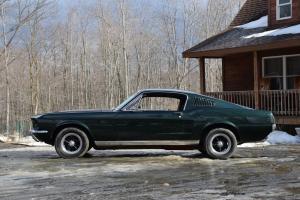 1967 Ford Mustang Fastback 2-Door 4.7L BULLITT TRIBUTE 4 SPEED