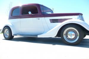 1933 Ford Photo