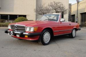 1988 MERCEDES-BENZ 560SL, ONLY 68,385 MILES, RARE JUMPSEAT, JUST SERVICED