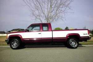 1988 gmc 3500 4x4 extended cab 76k actual miles Photo