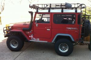 FJ40 1976 Fully Restored 4WD Red Photo