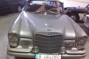 MERCEDES 220 S COUPE 1966 w111 Photo
