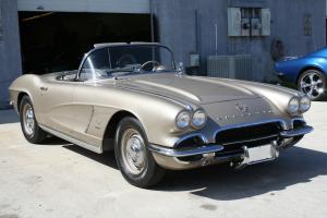 1962 Corvette Convertible Fuel Injected Numbers Match 327/360HP 4-Speed Body-Off Photo