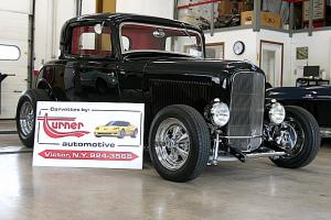 1932 Ford 3-Window Street Rod Coupe