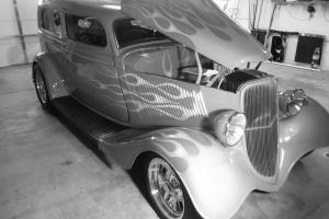 33 Ford Tudor Sedan, Hot rod Show car Pro touring Flames Henry Ford all steel Photo