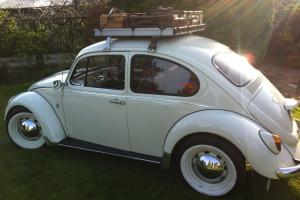 VW Beetle 1200 Pastel white. 1971 1300cc Twin Port.Fully restored.Red leather Photo