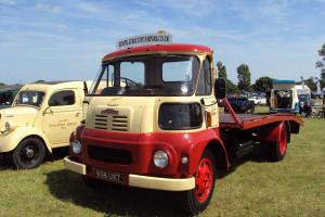 AUSTIN FG 700 CLASSIC LORRY RECOVERY TRUCK BEAVER TAIL TAX EXEMPT LEZ EXEMPT Photo