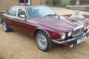 1989 F DAIMLER DOUBLE SIX AUTO, 24000 MILES ONLY Photo