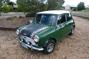 Morris Mini Deluxe 1965 2D Sedan 4 SP Manual 998 CC Carb in Maiden Gully, VIC