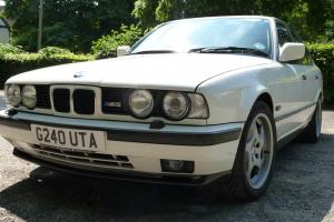 BMW E34 M5 3.6 Photo