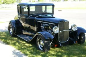 Ford : Model A Coupe