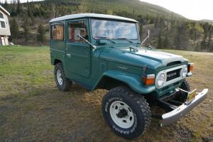 An exceptional low milage - rust free Landcruiser fj 40