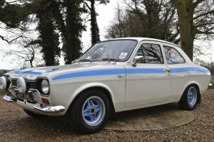 FORD ESCORT RS 1600 Photo