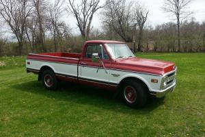 1970 Chevrolet c20 camper special with ac cab. daily driver beautiful truck