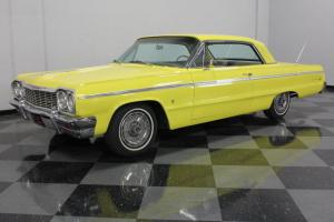 BRIGHT VIBRANT YELLOW PAINT, COMPLETE NEW A/C SYSTEM, 283CI WITH A 700R4 TRANS Photo
