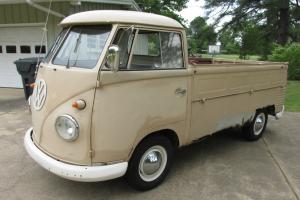 1961 Volkswagen Bus Single Cab Samba Split Window Runs and Drives Type 2