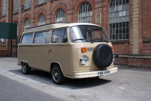 1974 VOLKSWAGEN BAY WINDOW CAMPER