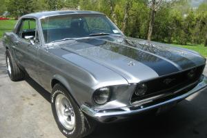 FORD -MUSTANG-1968-RESTORED TO PERFECTION Photo