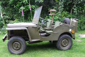 Half scale US Willys Jeep - Petrol engined mini Jeep in good working condition Photo