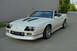 1989 CHEVROLET IROC Z CAMARO CONVERTIBLE, ONLY 3900 BUILT, ALL STOCK, NO RUST,