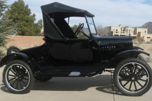1924 Model T Ford Roadster Photo