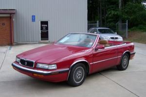 A-SOUTHERN-CONVERTIBLE-LEATHER-CHRYSLER-TURBO-GLHS-SHELBY-CHARGER-2.5L-ENGINE Photo