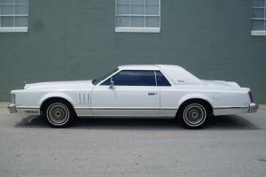 1979 LINCOLN MARK V COLLECTOR SERIES 17K LOADED EXCELLENT COND PRICED TO SELL Photo