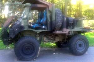 1987 SEE Tractor - FLU419 - Mercedes Benz Unimog. Only 200 Miles! Photo