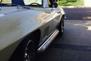 '67 Corvette Roadster, white, black interior