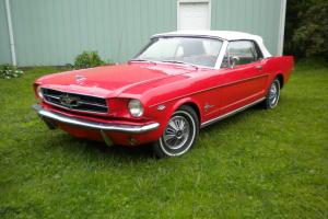 1965 FORD MUSTANG CONVERTABLE 4 SPEED Photo
