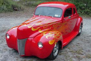 1940 FORD COUPE STREET ROD,  ZZ4 MUNCIE 4 SPEED  A/C  ETC.