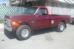 Restored 3/4 ton 4x4 GMC long box truck Photo