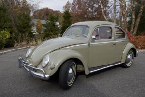 VW Beetle /  California Car / Original engine / Odometer reads 17200 Photo