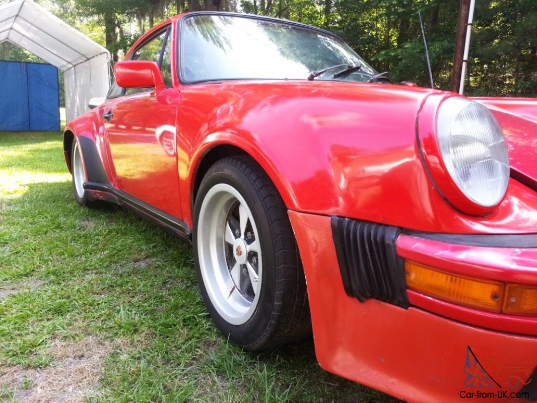 1975 Porsche 911 Carrera Turbo Wide Body - No sunroof 2.7L - SOLID BODY