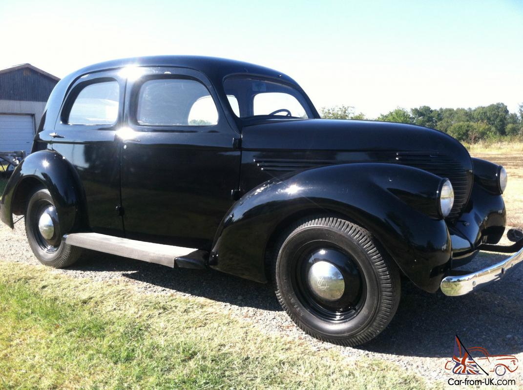Willys Sedan