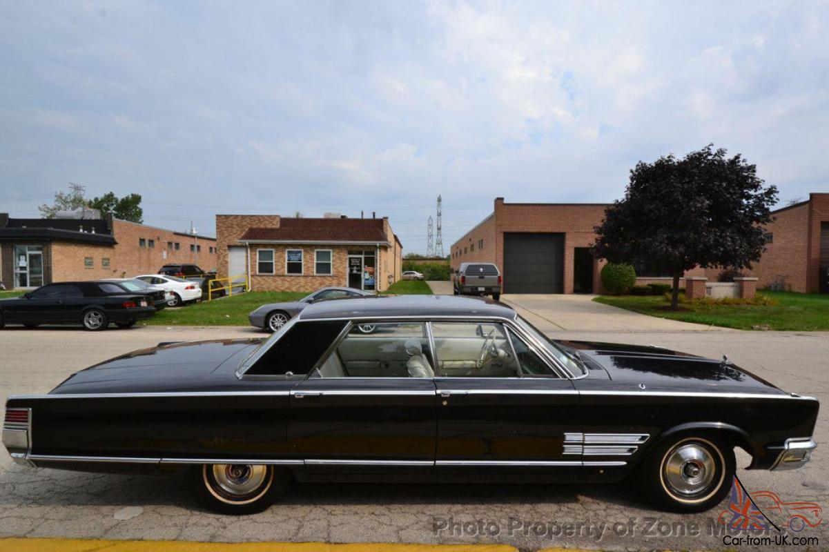 1966 Chrysler 300 Series 300 Sedan