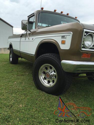 1975 International Harvester D200