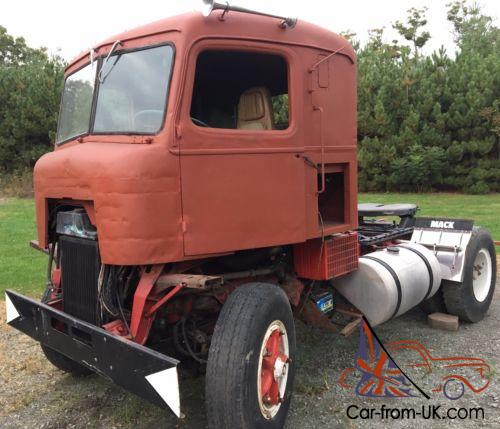 1960 Mack Model H Cabover