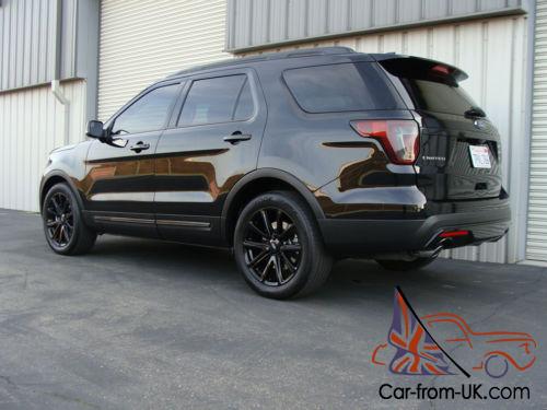 16 Ford Explorer Blacked Out