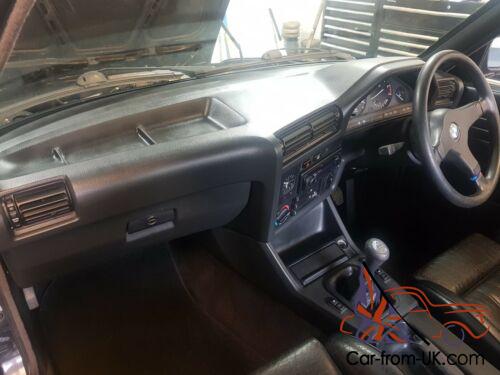 BMW e30 318is