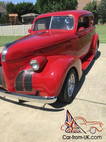 1939 Pontiac Silver Streak