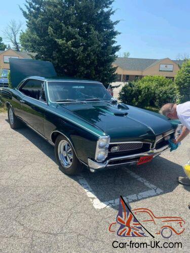 1967 Pontiac GTO auto