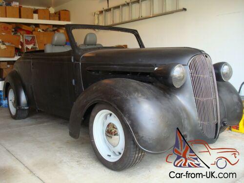 1937 Plymouth P14S Deluxe