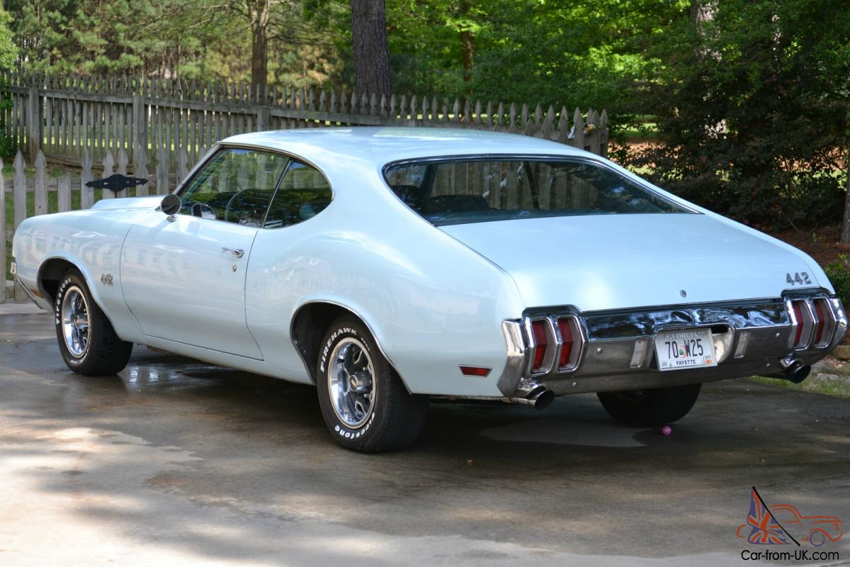 Rare 1970 442 3 Speed Azure Blue Holiday Coupe