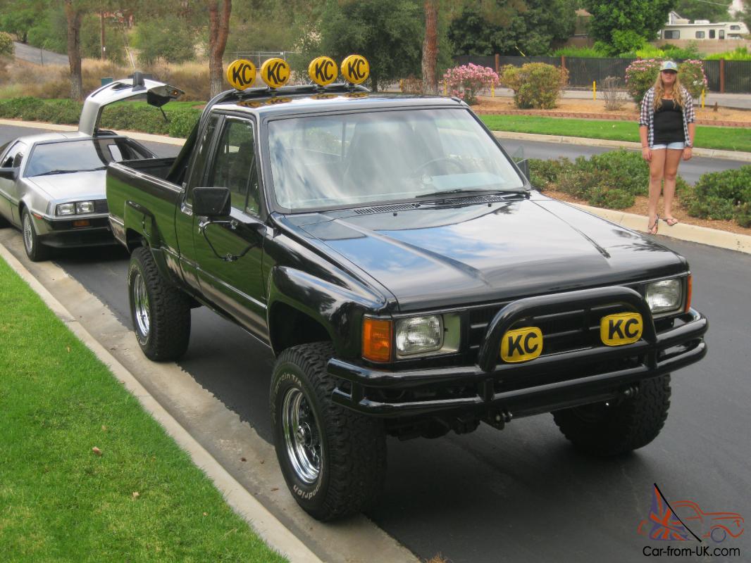 Back To The Future Marty Mcfly 1985 Toyota Pickup 4x4