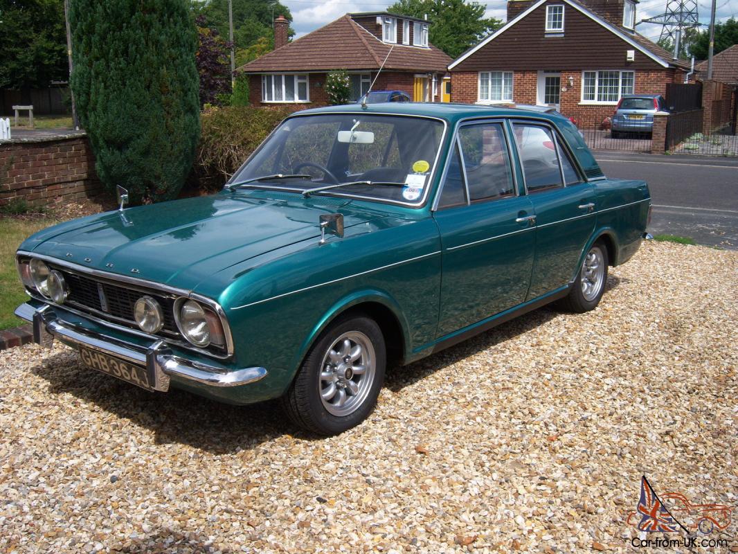 Cortina MK2 1600E modified to V6 2.8 Inject