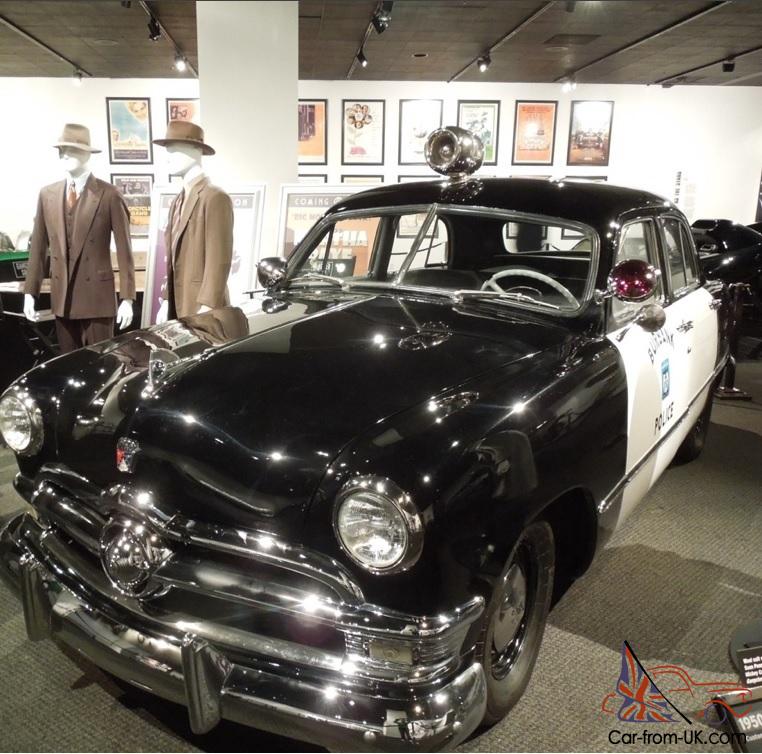 1950 ford deluxe movie police car