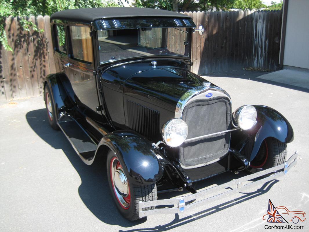 1929 Ford 2 door sedan street rod