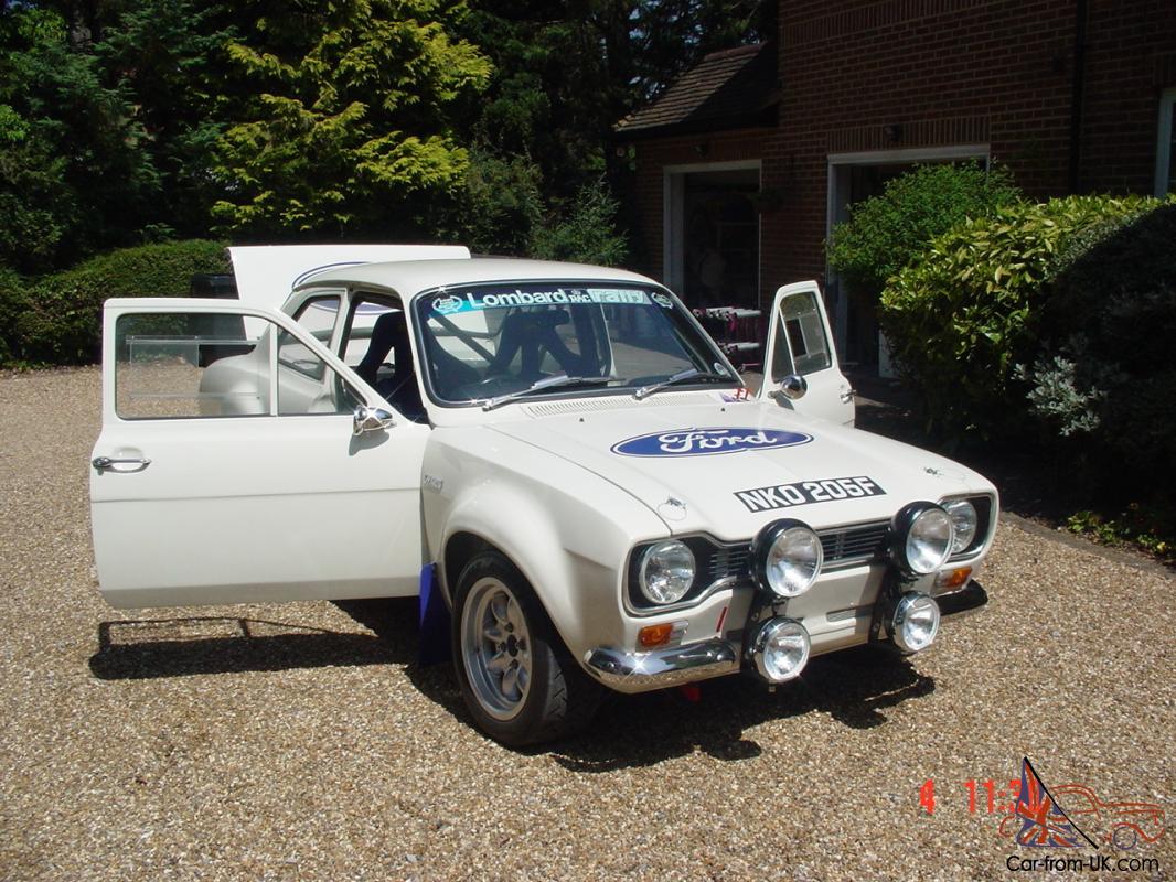 Ford escort rs1800 car #2